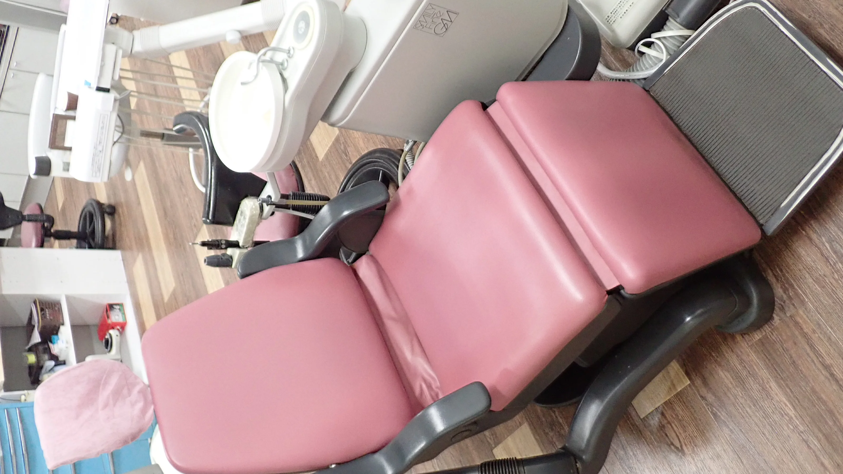 坂寄歯科医院、最後の修繕。｜坂寄歯科医院（取手市藤代）